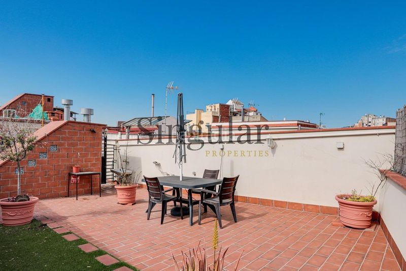 Foto 06837332-8c21-4742-9546-422b92dfbd75. Àtic a Raval Barcelona