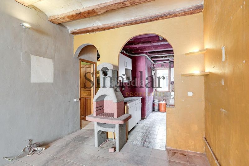 Foto 503a6959-83b9-4f8d-a56a-70f7ee315ebb. Àtic a Raval Barcelona