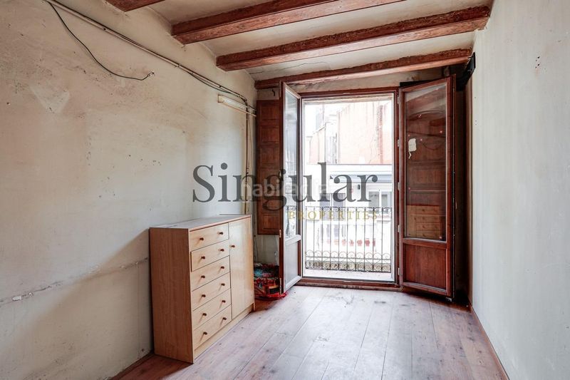 Foto 5588d675-6eae-4615-82a1-6089b59ff2ba. Àtic a Raval Barcelona