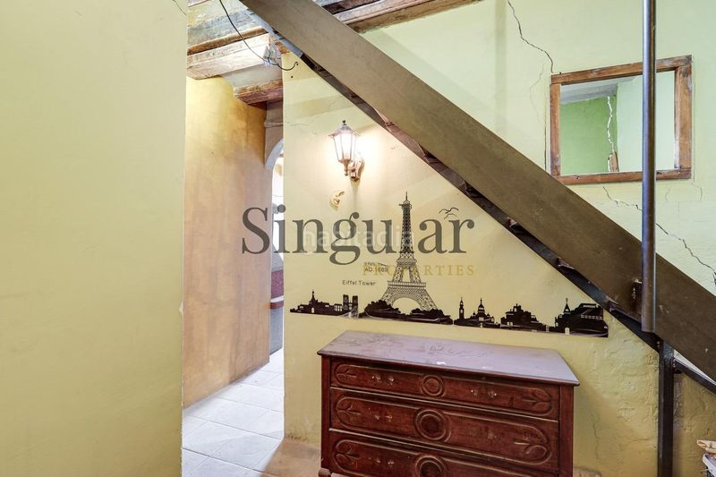 Foto 6c68132d-4001-46fc-af3b-416674db8e91. Àtic a Raval Barcelona