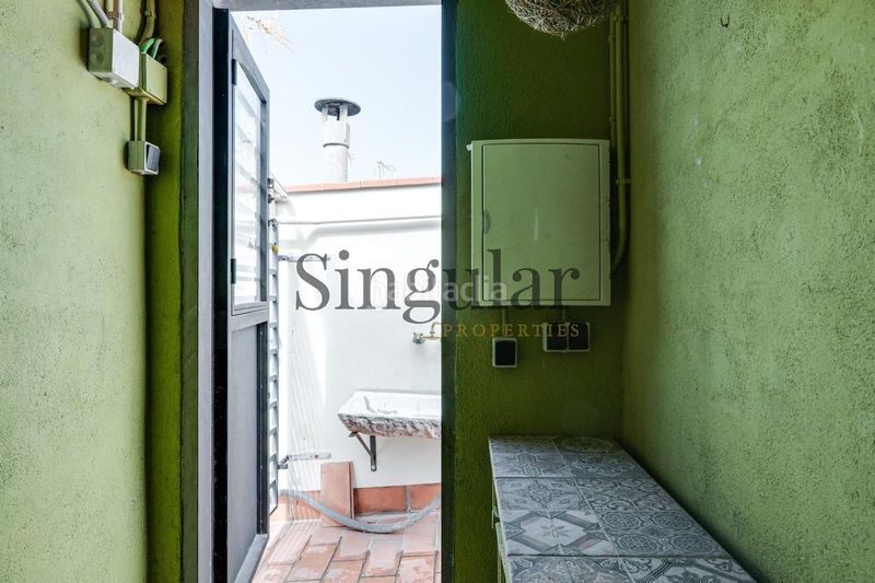 Foto 8f54ce79-7ab8-4760-8404-5e74471cc470. Àtic a Raval Barcelona