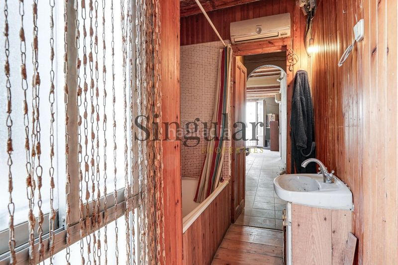 Foto 9e993a1c-8612-4c07-a168-4c85e40dc5d3. Àtic a Raval Barcelona