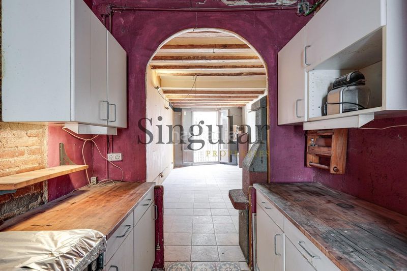 Foto 9f07a88d-fe45-4d51-8dfe-b3020d79ced9. Àtic a Raval Barcelona