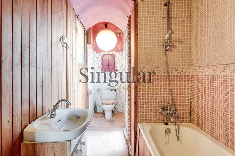 Foto db5f49c9-eb34-4904-8a59-32e4861d5046. Àtic a Raval Barcelona