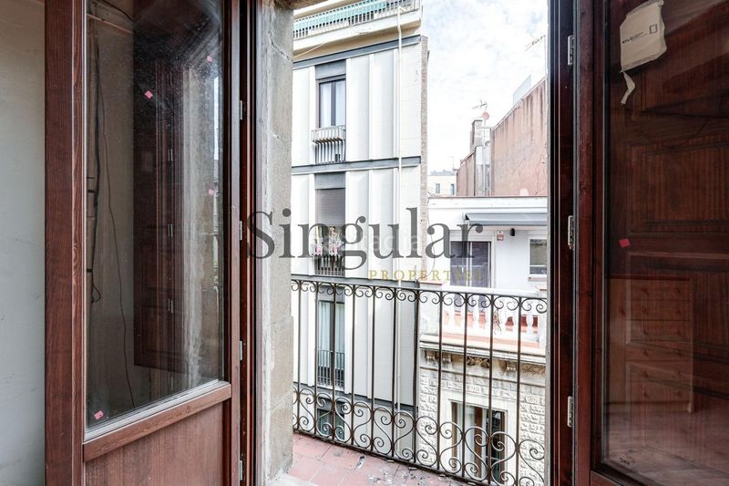 Foto de0339f4-8939-4b56-a14b-7ac908bc759d. Àtic a Raval Barcelona