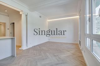 Flat  De sarri�. Exclusiva vivienda reformada a estrenar en sarri�
