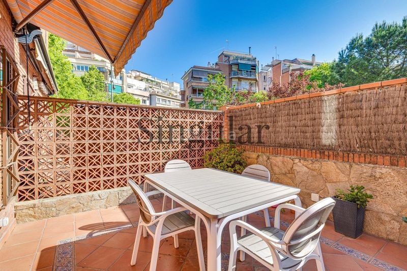 Foto 6b95ebd9-9791-4867-9bd6-a193340fb05a. Casa adossada amb calefacció aparcament a La Font d´en Fargues Barcelona