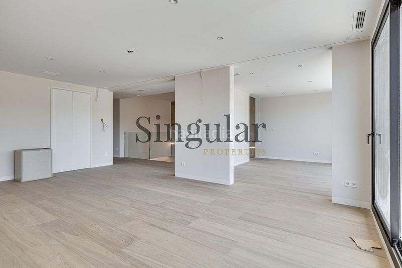 Foto d2638d47-bd66-46e8-ab5e-25fe4b23e7b9. Haus mit heizung parking pool in Arxiu Sant Cugat del Vallès