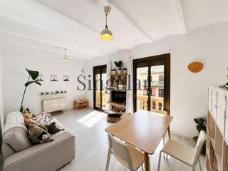 Appartamento  Carrer de provença. Vivienda con encanto y muy luminosa