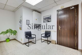 Location Bureau à Fort Pienc. Conjunto de oficinas en alquiler junto a passeig de sant joan