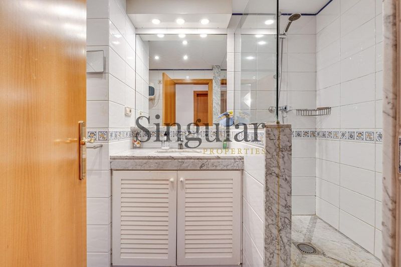 Foto db712e53-8141-447e-8278-b69c2d6970a0. Àtic amb calefacció aparcament piscina a Sant Gervasi - Galvany Barcelona