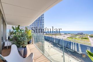 Pis a Llevant  1. Exclusiva propiedad de diseño en el edificio antares con vistas