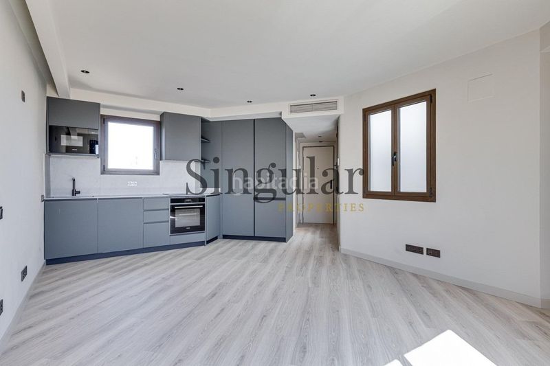 Foto ca26d468-b343-44b9-b93b-72398e2ca87e. Àtic amb calefacció a Dreta de l´Eixample Barcelona
