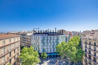 Attique à Dreta de l´Eixample. Ático con vistas al mar en  leixample