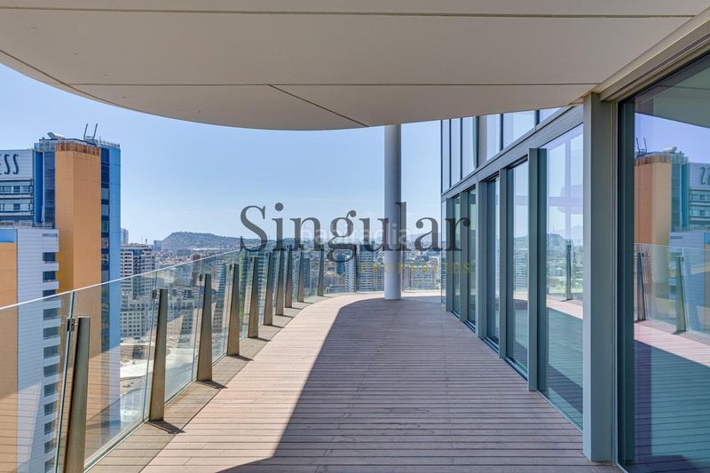 Foto 3d9af5f6-d92b-40eb-a90d-24a0a96716c7. Dúplex a llevant 1 a Besòs - Maresme Barcelona