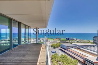 Dúplex a Llevant 1. Ático dúplex de lujo en venta en barcelona frente al mar