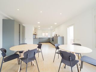 Rent Flat  Del passeig. Lloguer de habitacions per universitaris