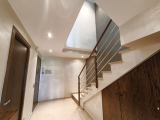 Dúplex a Caputxins-Ambulatori. Amplio dúplex invertido de 133 m2 construidos y de 3 dormitorios