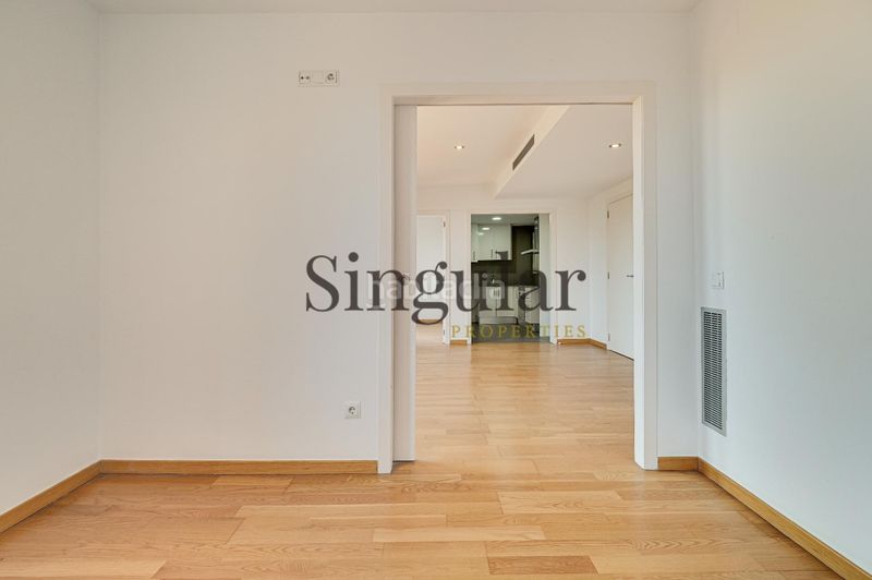 Foto 3d94173b-a886-4b9f-ab4d-2ee43117527c. Piso magnífica 4º planta en aribau junto paseo gracia en Barcelona