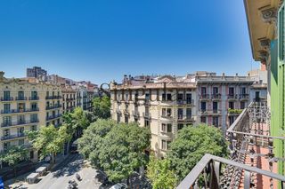 Piso en L´Antiga Esquerra de l´Eixample. Magnífica 4º planta en aribau junto paseo gracia