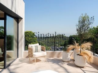 Casa  Avenida de can cort�s. Exclusiva villa de obra nueva dise�o contempor�neo en plena natu