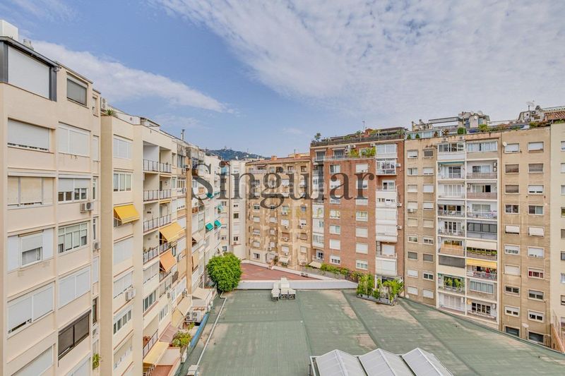 Foto 50c27ecf-8506-43bf-805e-1d80d9c38b39. Àtic amb calefacció aparcament a Sant Gervasi - Galvany Barcelona