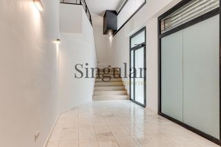 Local Comercial  Carrer del segre. Local comercial  dúplex de 103m2