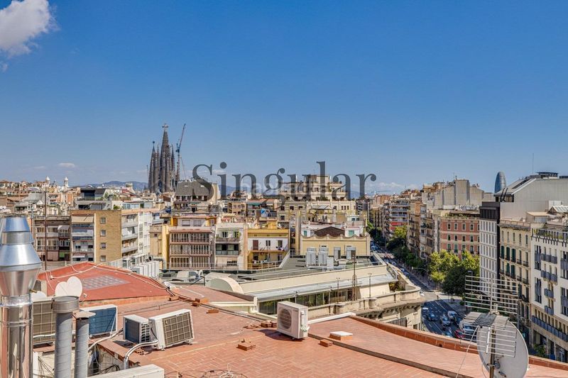 Foto f3b70aa2-533f-4da7-a441-079e56a8a6df. Àtic amb calefacció a Dreta de l´Eixample Barcelona