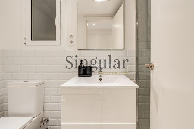 Foto 546ff3a9-98e0-4694-a86b-fac6d15d5fd3. Loft amb calefacció a Vila de Gràcia Barcelona