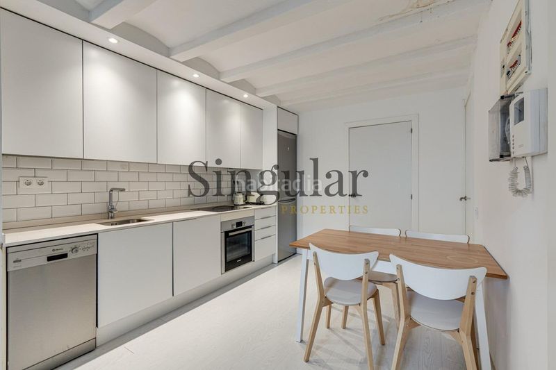 Foto d246238a-dfaf-4b62-ab1a-d1587edcd615. Loft amb calefacció a Vila de Gràcia Barcelona