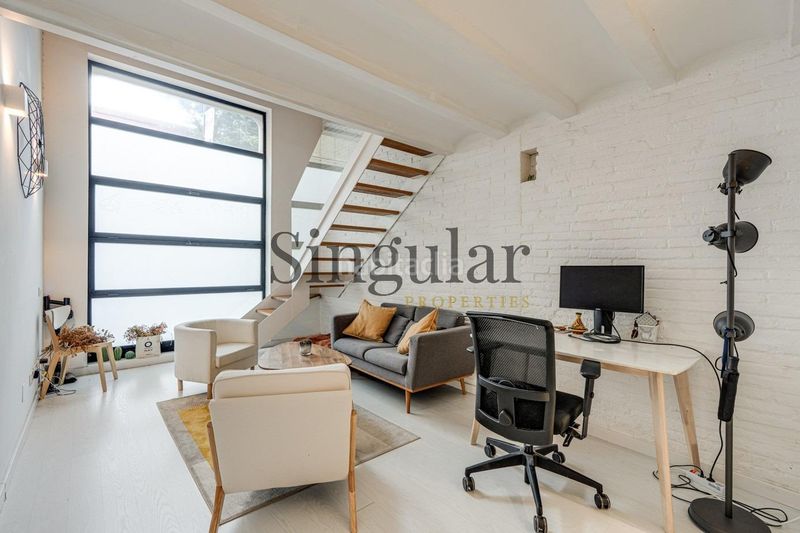 Foto f0f692c9-c91c-4b6a-9d36-134cad3d29a2. Loft amb calefacció a Vila de Gràcia Barcelona