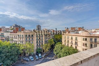 Àtic  Carrer aribau. Ático junto a paseo de gracia