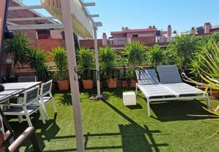 Lloguer Àtic a Sarrià. Exclusivo ático de alquiler temporal con terrazas en finca moder