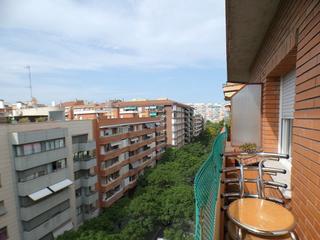 Pis  Carrer de can bruixa. Les corts - carrer can bruixa - 70m2