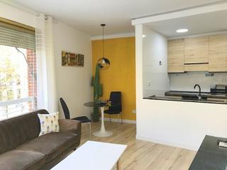 Rent Flat  Avinguda de roma. Eixample - avda roma - 2h 1b - 60m2 - reformado