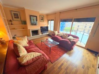 Lloguer Pis  Carrer del comte d'urgell. Eixmaple - comte urgell - 80m2 - 2 dormitorios