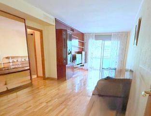 Alquiler Piso  Carrer de padilla. Sagrada familia - 120m2 - 4 dormitorios - 2 baños