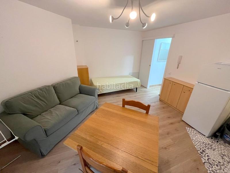 Foto 362512ce-b50b-4c9d-a618-0041b7b2f0e3. Alquiler apartamento  reformado - tipo estudio - arc de triomf en Barcelona