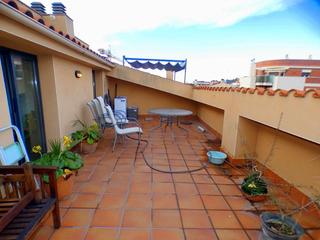 Lloguer Àtic  Avinguda de la constitució 119. **atico duplex en castelldefels, junto estacion renfe***