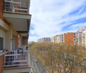 Location Appartement  Avinguda de josep tarradellas. Eixample - av josep tarradellas - 3 dormitorios - balcon