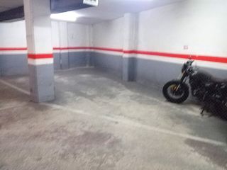 Aparcament cotxe a Carrer de Roger de Flor