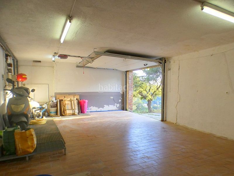 Foto 5aef0c62-b4bb-4e3d-b3ef-c379d5d97188. Casa amb calefacció aparcament piscina a Premià de Dalt