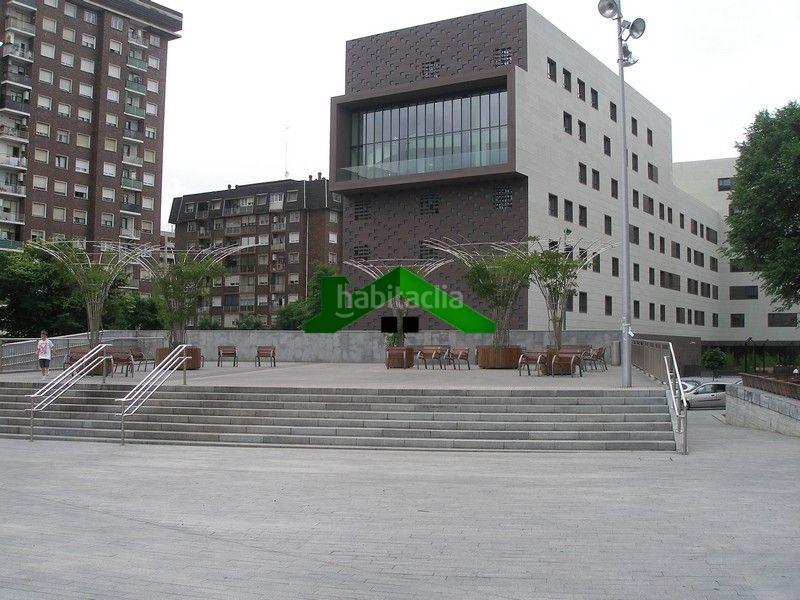 Foto ad728d58-ad91-4cfa-8f2c-b0289456b51a. Autoparkplatz in Ibarrekolanda Bilbao