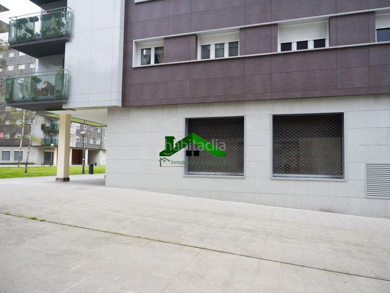 Foto 08a62cab-cb86-47f6-89ce-570dd1f455af. Alquiler local comercial local en plaza elorrieta en Bilbao