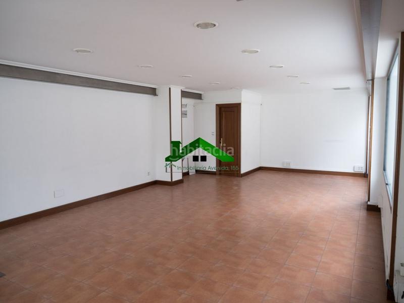 Foto 9173e590-ad68-4305-a69c-bc8517c59d6e. Alquiler local comercial local en plaza elorrieta en Bilbao