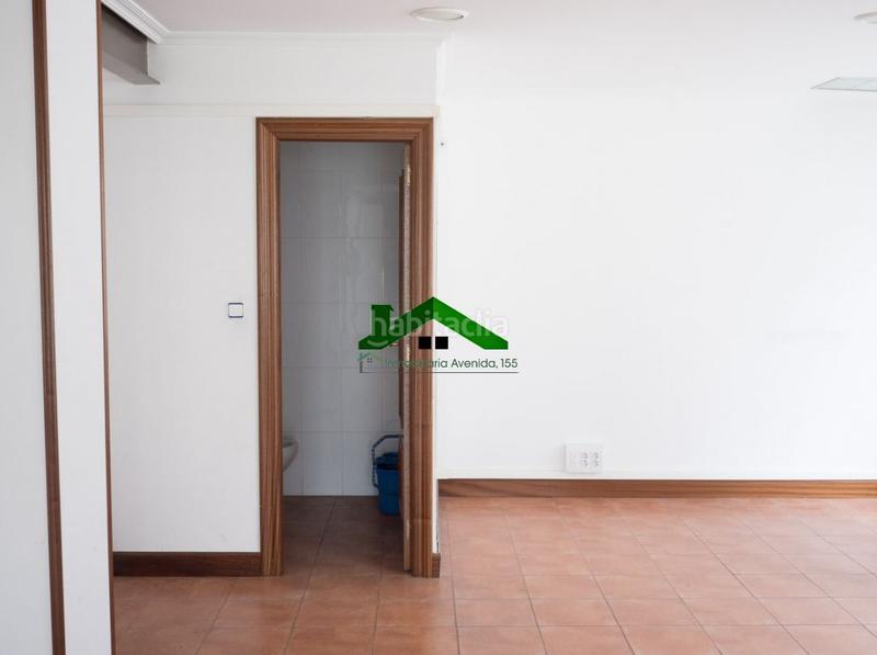 Foto 990f5659-5b9d-4056-88ef-43fec8cb7ab3. Alquiler local comercial local en plaza elorrieta en Bilbao