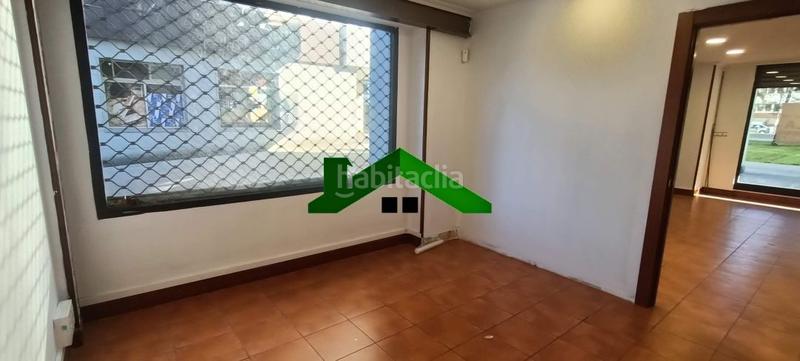 Foto 9fd34794-5c1c-488d-80c0-f26136e3a49b. Alquiler local comercial local en plaza elorrieta en Bilbao