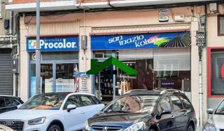 Local Comercial  Juan de antxeta kalea. Local comercial en funcionamiento zona ibarrekolanda