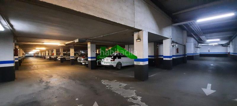 Foto acbd0f30-68c9-472b-adf4-d306366f19bb. Parking voiture dans Ibarrekolanda Bilbao