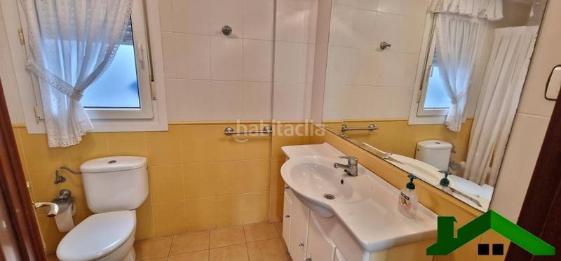 Foto cbe05b45-e3d3-47f4-9793-2efd7a4ff856. Pis amb calefacció piscina a Centro Castro - Urdiales